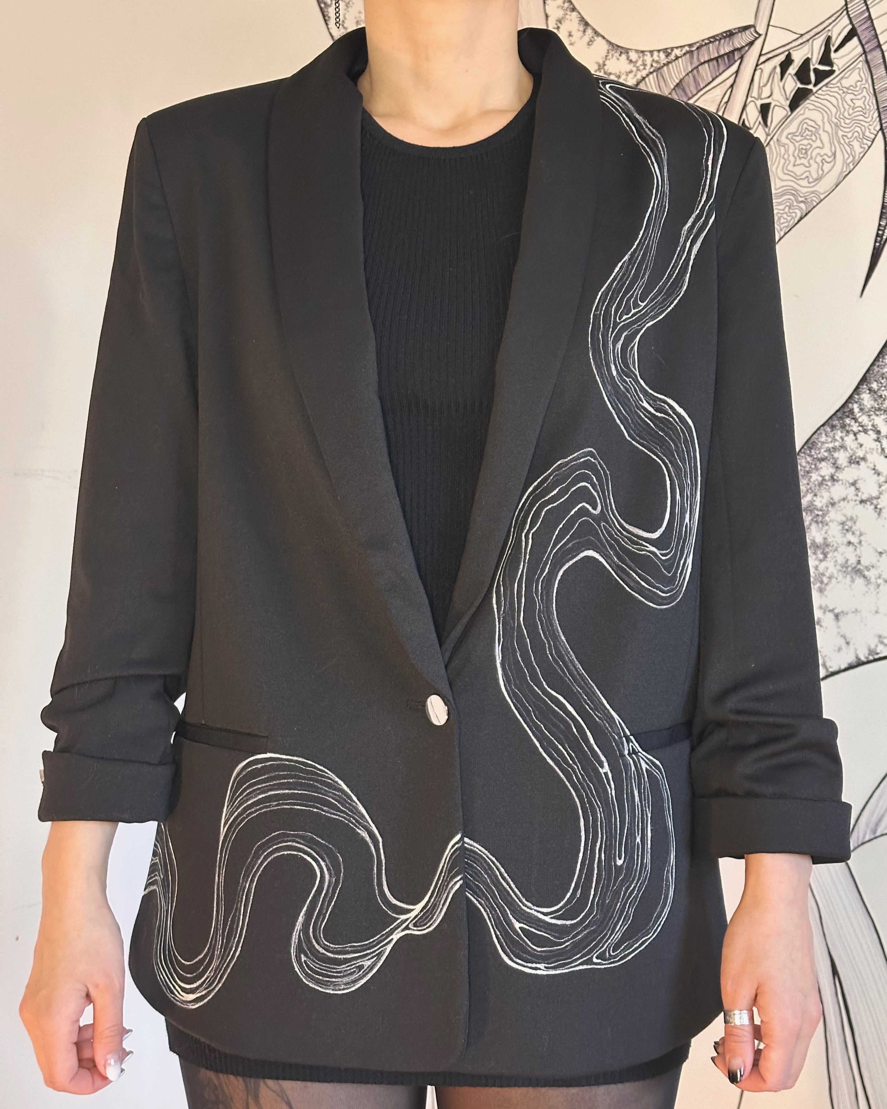 🖤 Custom Blazer “Sleeping Mouse”